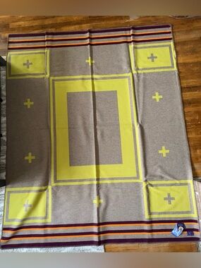 Vintage Pendleton Beaver State Navajo Contemporary Wool Blanket 64x77 NWT